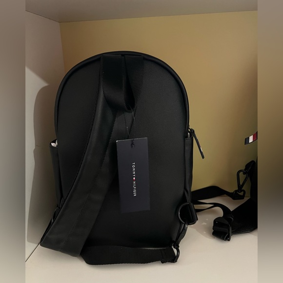 Brand New Tommy Hilfiger Backpack - Picture 3 of 5